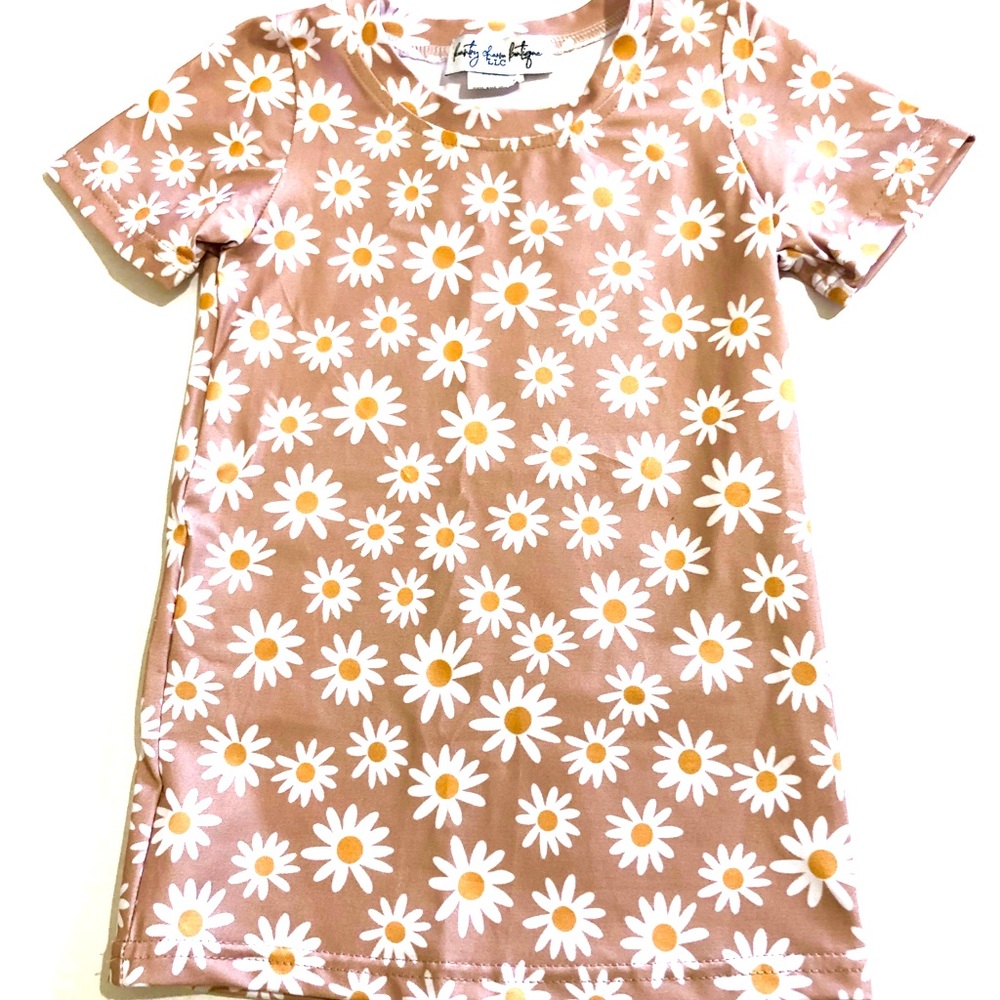Daisy T-shirt Dress Perfect For Spring